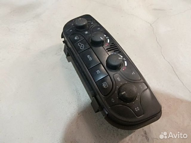 Блок управления климат-контролем Mercedes Benz