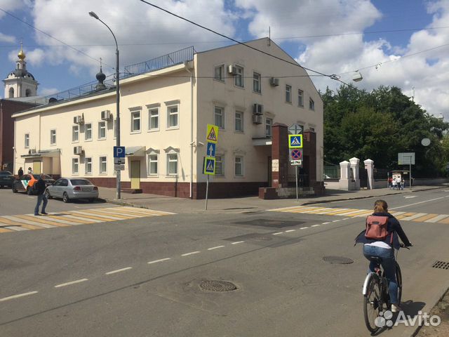 Офисное здание, 1172.1 м² Офисное здание, 1172.1 м²