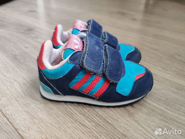 Кроссовки Adidas 20 размер