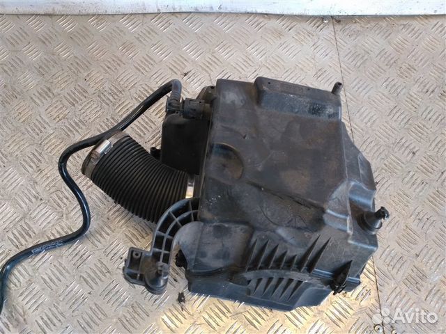 Корпус воздушного фильтра Volvo C 30 1.6 2009 Корпус воздушного фильтра Volvo C 30 1.6 2009