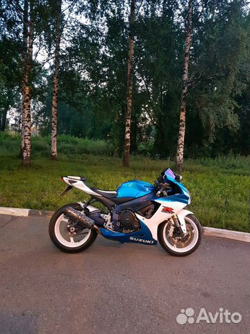 Suzuki GSX-R 750 L1