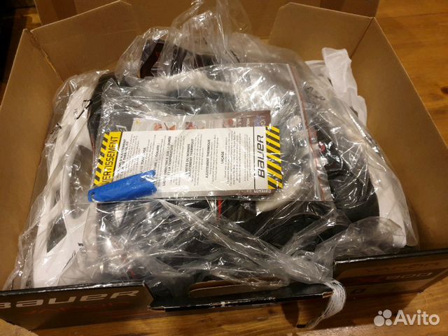Хоккейные коньки Bauer vapor x900, p.9ee, нов Хоккейные коньки Bauer vapor x900, p.9ee, нов