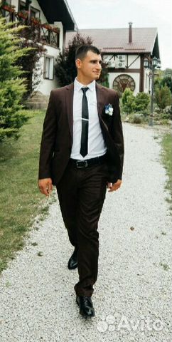 Продам костюм