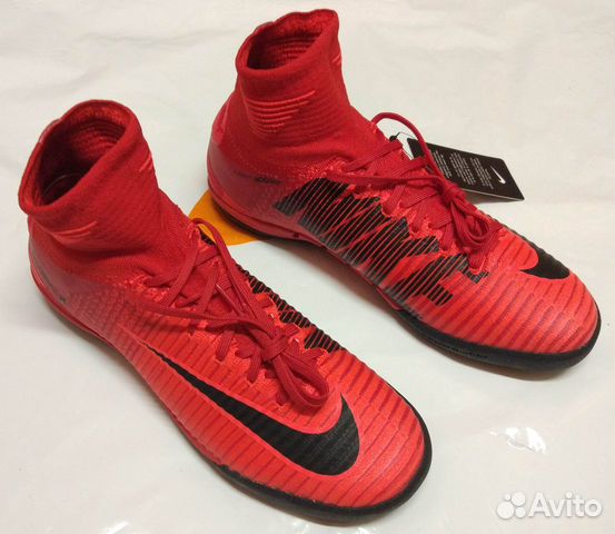 Новые детские футзалки Nike ACC 37 размер Новые детские футзалки Nike ACC 37 размер