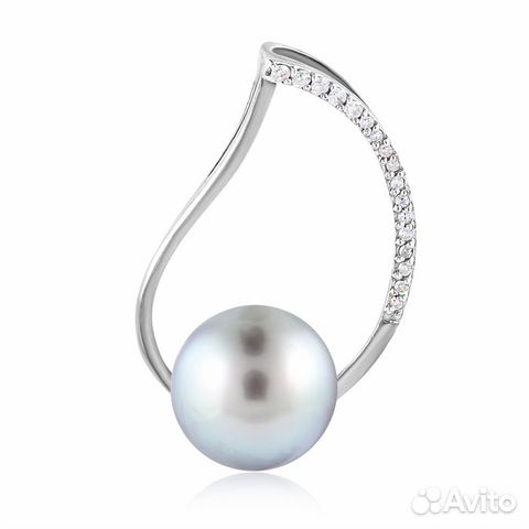 Кулон из белого золота с бриллиантами и жемчугом Кулон из белого золота с бриллиантами и жемчугом