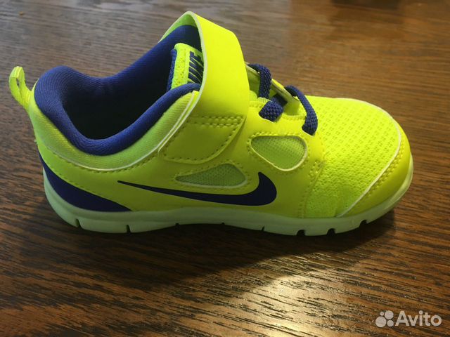 Кроссовки детские Nike Кроссовки детские Nike