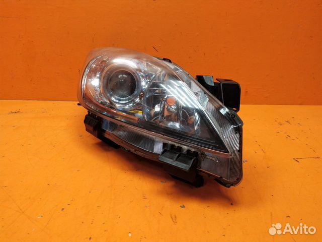 Фара правая Mazda 3 2 BL 2009-2013
