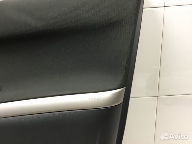 Обшивка передней правой двери toyota corolla Verso Обшивка передней правой двери toyota corolla Verso