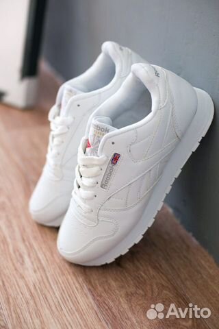 Кроссовки новые Reebok classic белые Кроссовки новые Reebok classic белые