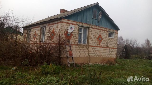 Недвижимость малоархангельск. Первая Ивань Малоархангельский район. Деревня Ивань Орловской области. Белый дом Малоархангельск.