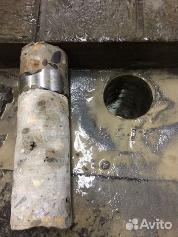 алмазное сверление отверстия 100 мм. кондуктор для сверленияот4до35мм практика 247-033. алмазное бурение кирпичных стен. сверление ростов. сверление ростов.