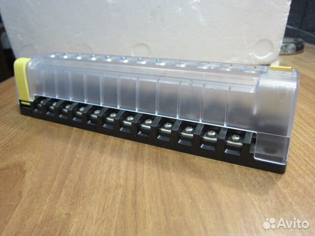 5054 Blue Sea Блок на 12 автом предохр. для катера