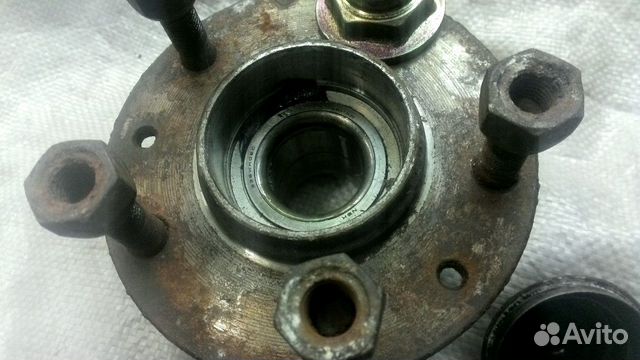 Ступица задняя,подшипник Mazda MPV Mx6-9 626 и тд