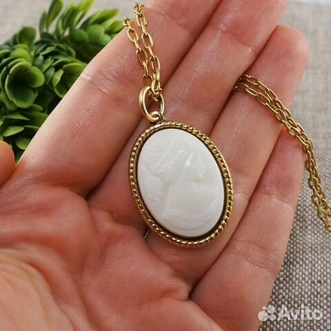 Подвеска Камея Дама кремовая gold винтажное стекло Подвеска Камея Дама кремовая gold винтажное стекло
