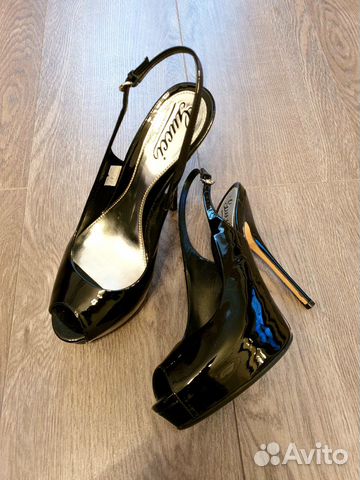Босоножки Gucci