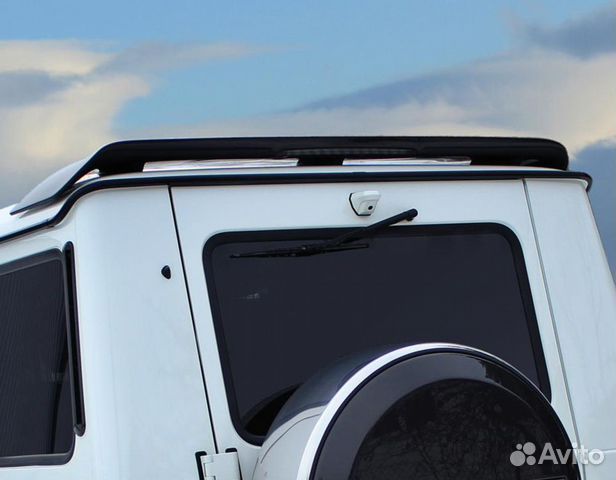 Спойлер и стоп сигнал Mercedes G 463 под окрас
