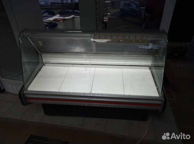 Холодильная витрина