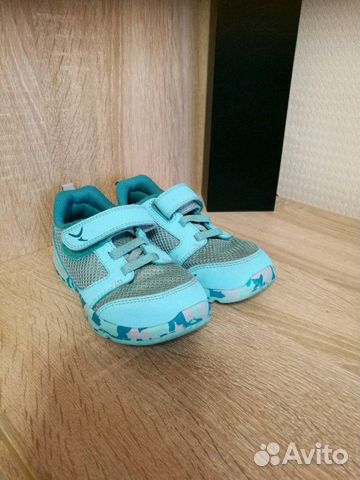 Кроссовки Кроссовки