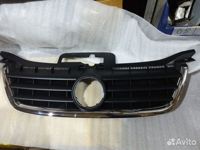 Решётка радиатора VW touran caddy