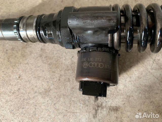 Форсунка 03G130073G VolksWagen Passat 2.0 BKD BKP Форсунка 03G130073G VolksWagen Passat 2.0 BKD BKP