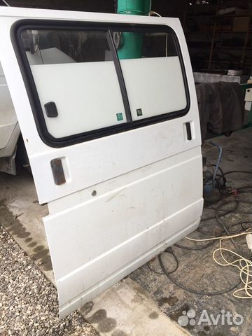 Дверь на газель