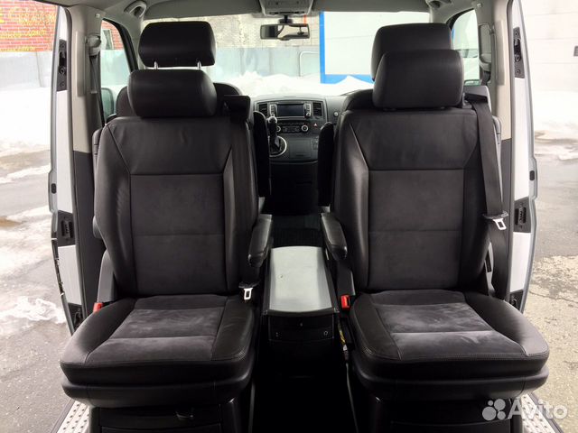 Volkswagen Multivan 2.0 AMT, 2012, 150 000 км