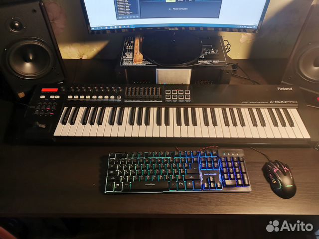 Midi-клавиатура Roland A-800 Pro