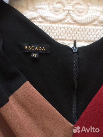 Платье Escada Платье Escada