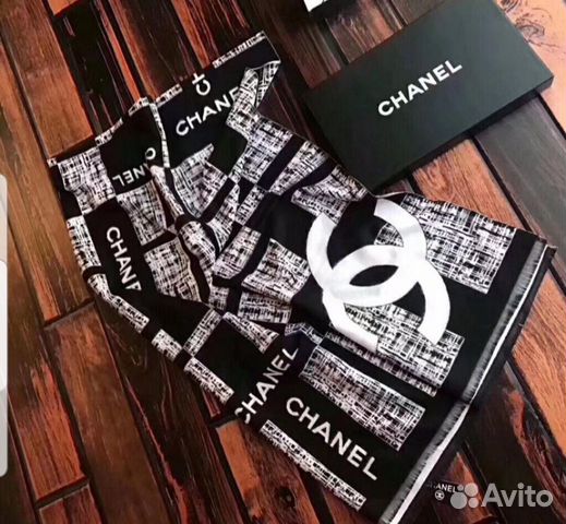 Шарф Chanel Vip Gift Новый Шарф Chanel Vip Gift Новый