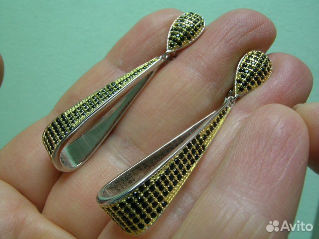 Крупные серебряные серьги со шпинелью. Новые Крупные серебряные серьги со шпинелью. Новые