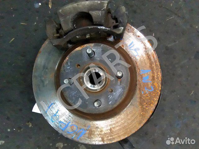 Кулак поворотный передний левый Toyota Yaris NCP91