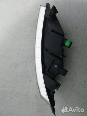 Ходовой огонь передний правый Renault Fluence 1 Ходовой огонь передний правый Renault Fluence 1