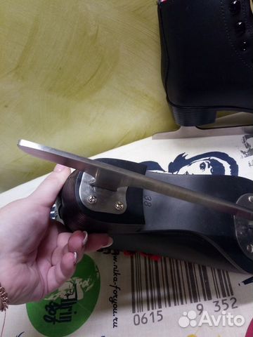 Коньки женские новые Коньки женские новые