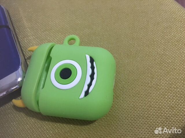 Защитный чехол для AirPods Защитный чехол для AirPods