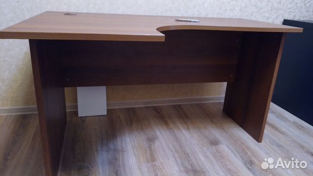Стол