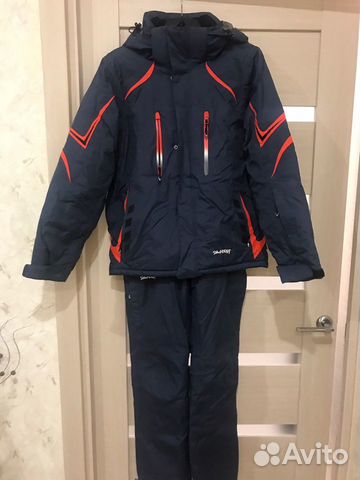 Горнолыжный костюм