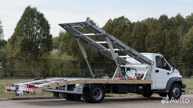 Газ Next, эвакуатор с двухуровневой платформой Газ Next, эвакуатор с двухуровневой платформой