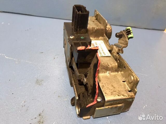 Замок передний правый Transit Tourneo Connect Замок передний правый Transit Tourneo Connect