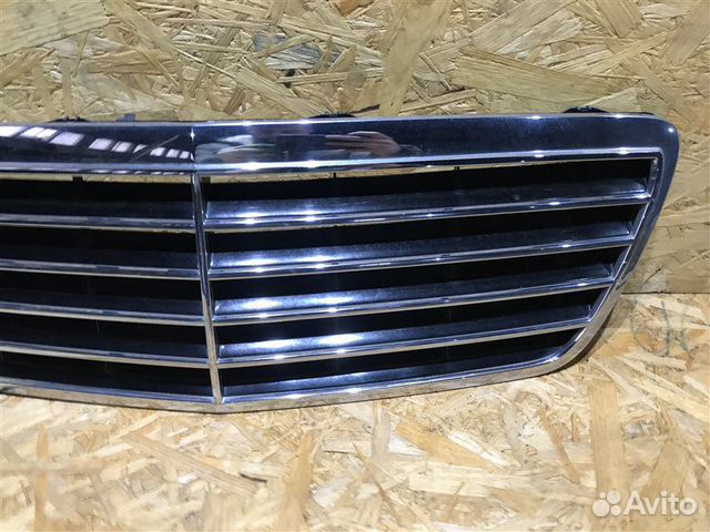Решетка радиатора Mercedes-Benz E-Class W210 W210 Решетка радиатора Mercedes-Benz E-Class W210 W210