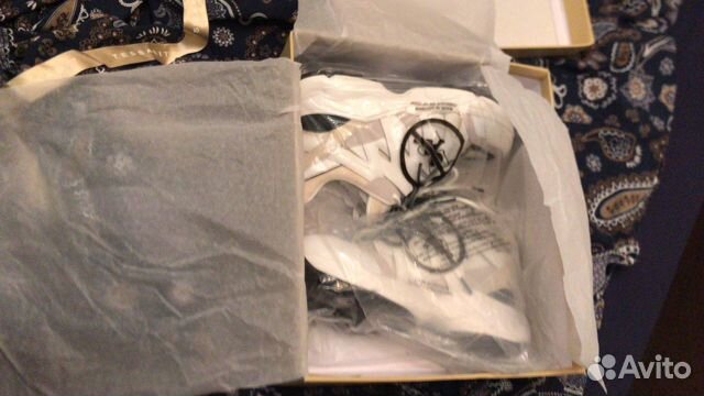 Кроссовки Кроссовки