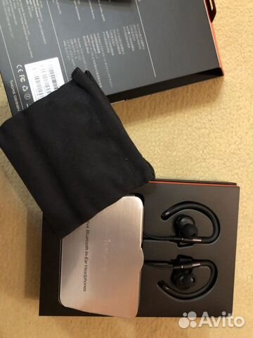 Беспроводные наушники