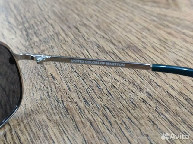 Солнцезащитные очки United Colors of Benetton