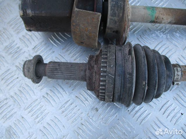 Полуось передняя правая Ford Escape 2.3 АКПП 2WD