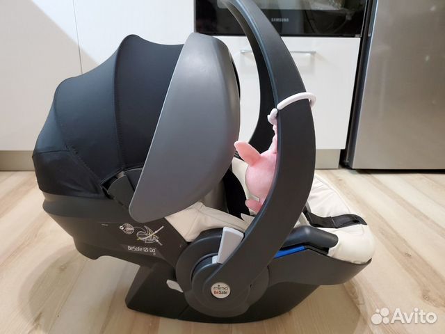 Автолюлька Mima BeSafe izi go с базой isofix