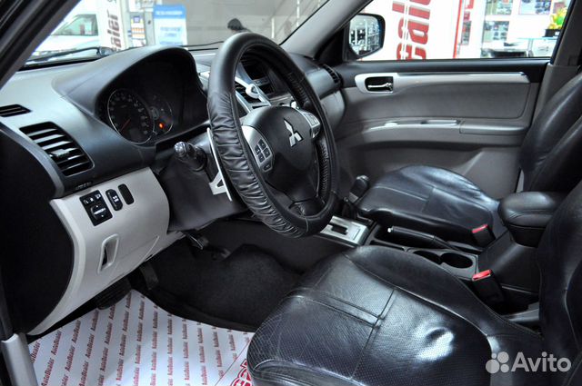 Mitsubishi Pajero Sport 2.5 AT, 2013, 140 000 км Mitsubishi Pajero Sport 2.5 AT, 2013, 140 000 км