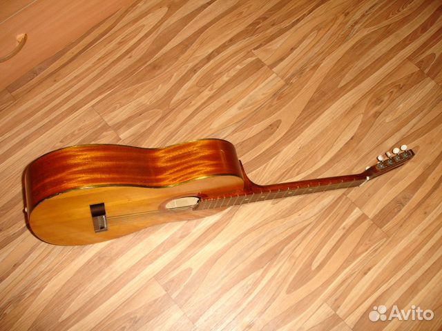 Семиструнная гитара Семиструнная гитара