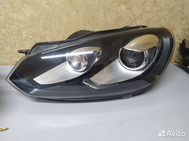 Фара левая ксенон Volkswagen Golf 6