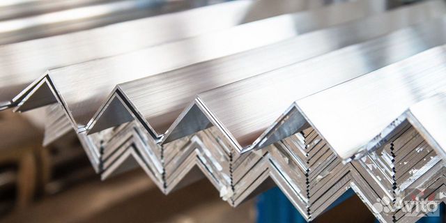 Алюминиевый уголок