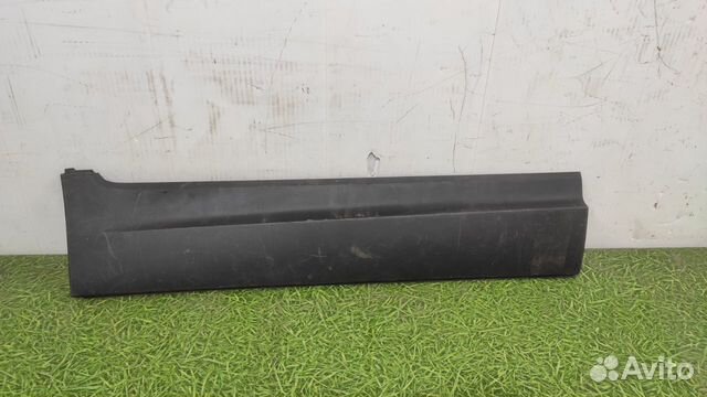 Накладка (Молдинг) двери задняя правая нижняя