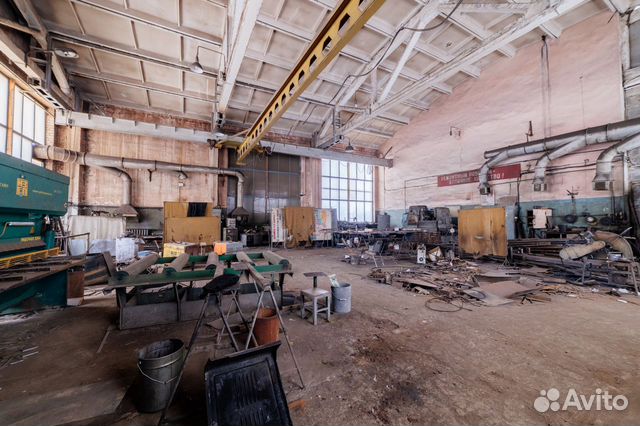Помещение свободного назначения, 300 м²